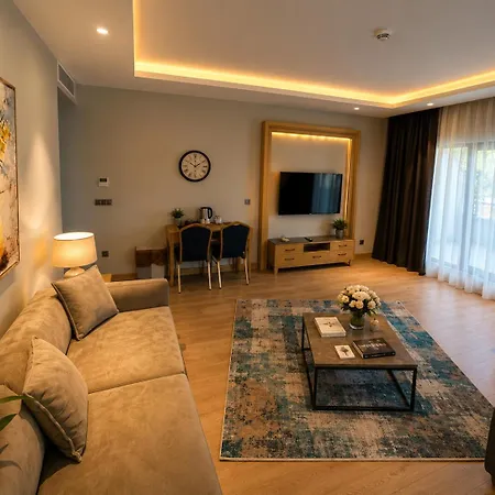 Cher Eyuep Hotel 4*